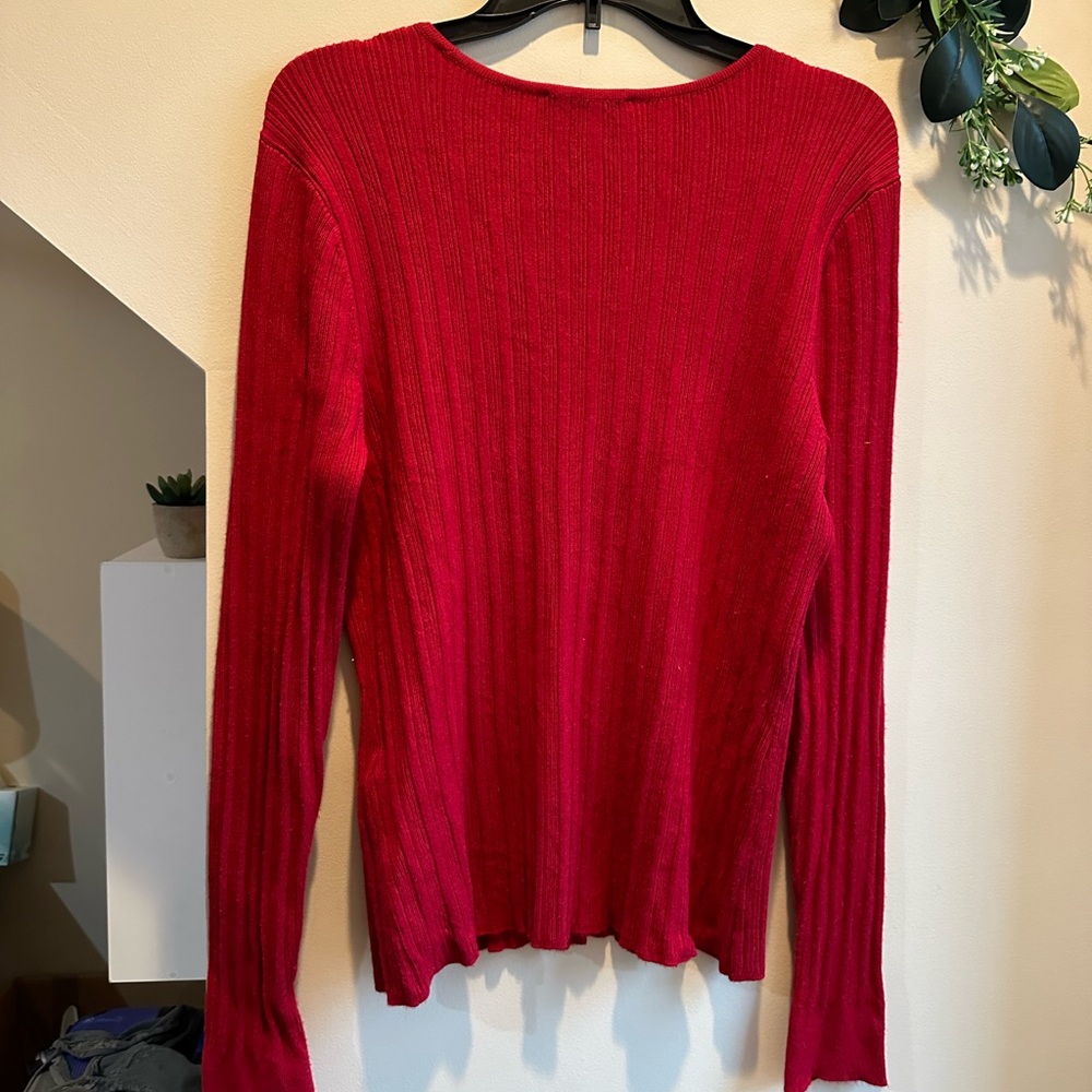 WHBM Sweater - Picture 6 of 7